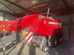 2014 Massey Ferguson 2270 , Standard Packer 2014 Massey Ferguson 2270 , Standard Packer