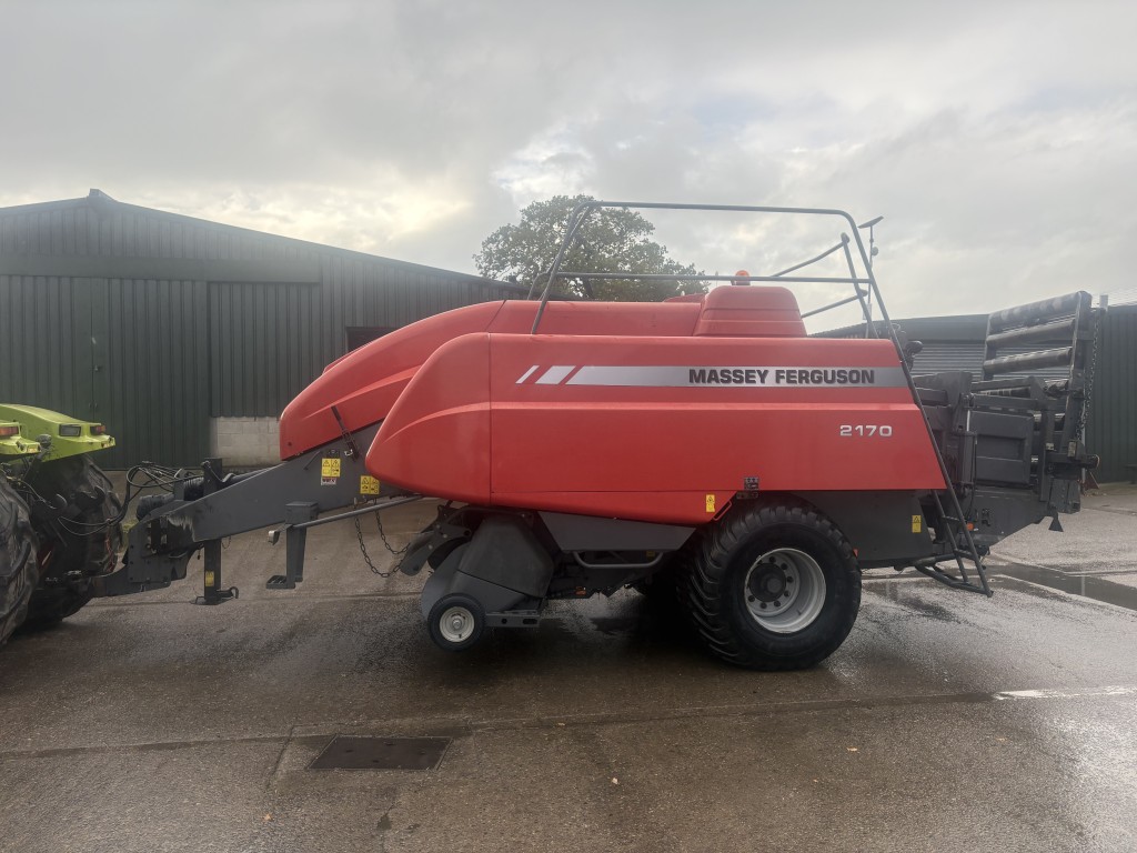 2008 Massey Ferguson 2170, Standard Packer 2008 Massey Ferguson 2170, Standard Packer